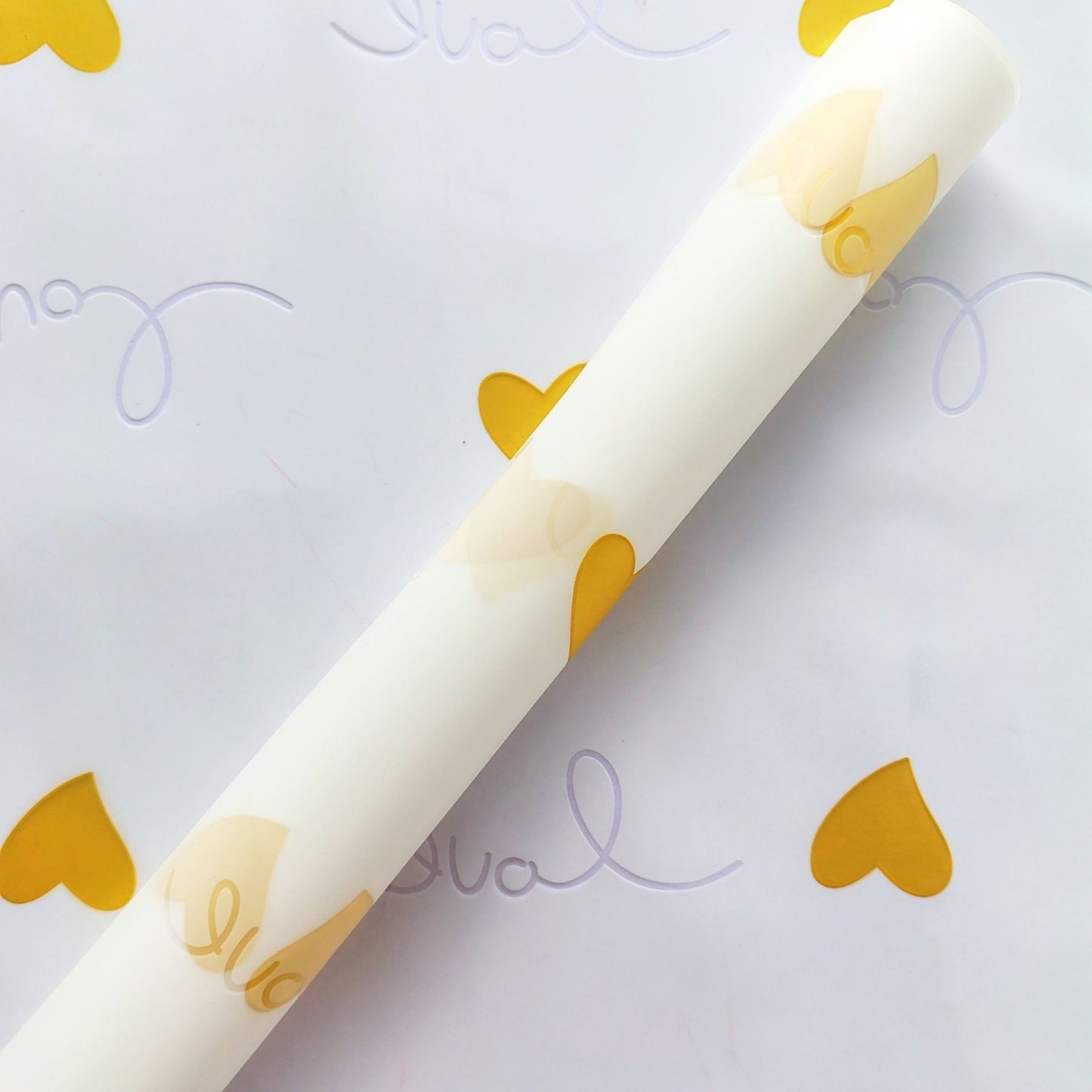 Papel coreano traslúcido love y corazones