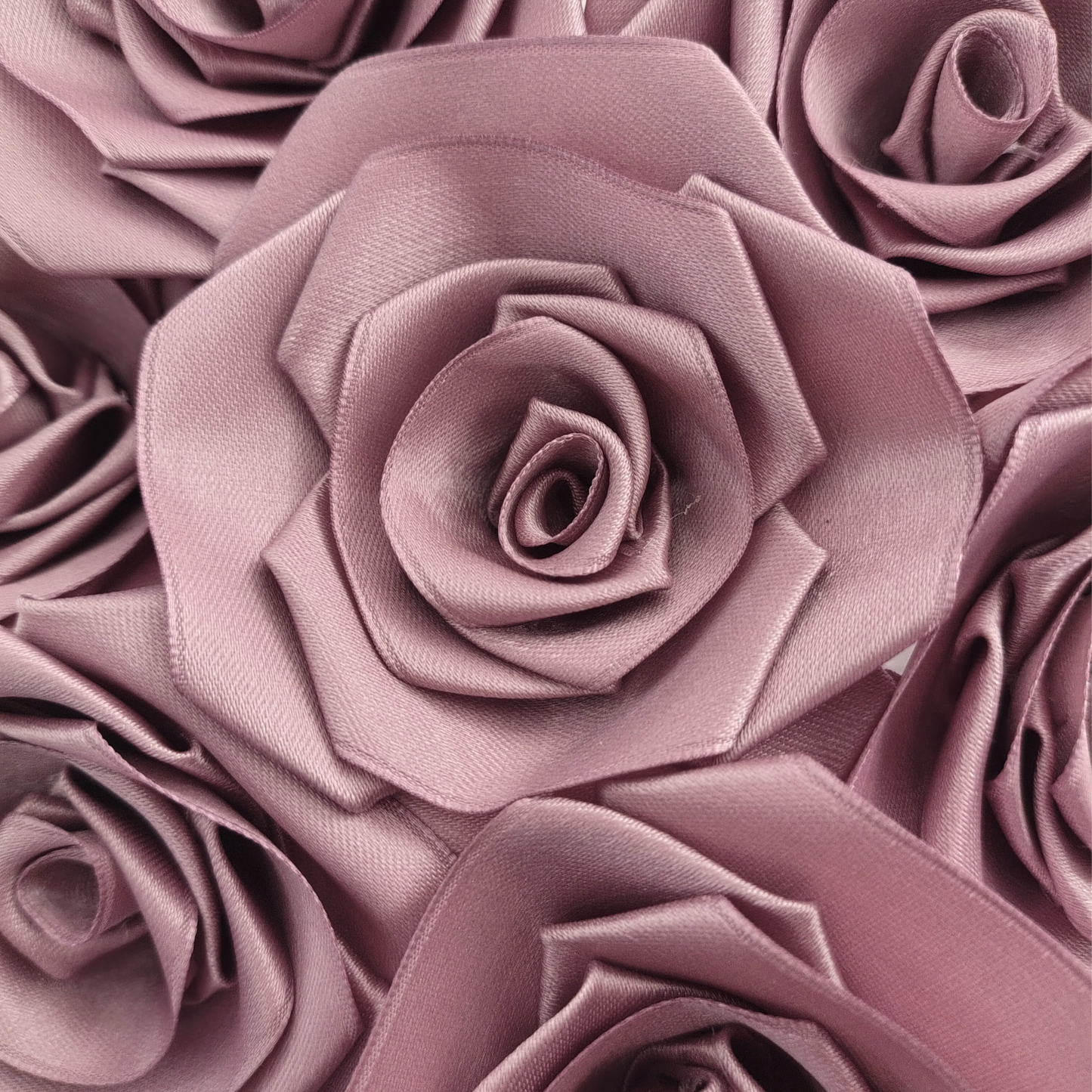 Paquete x 10 rosas en tela terminadas