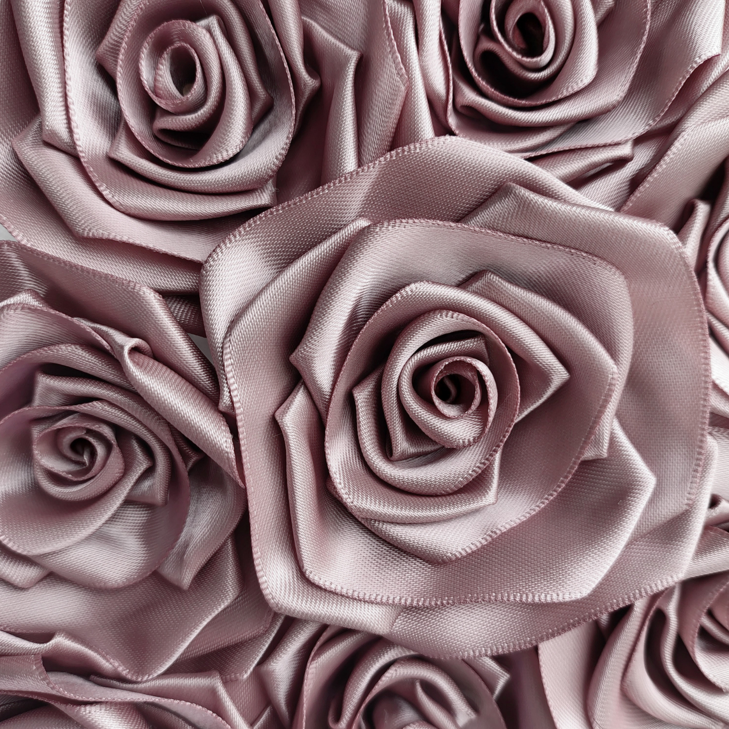 Paquete x 10 rosas en tela terminadas