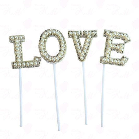 Aplique de perlas LOVE