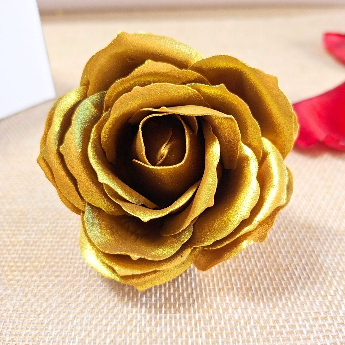 Rosa dorada de jabón